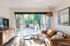 'Sunshine Beach Bungalow' - Beautiful Noosa Home